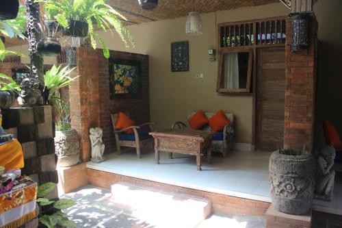 Samblung Mas House