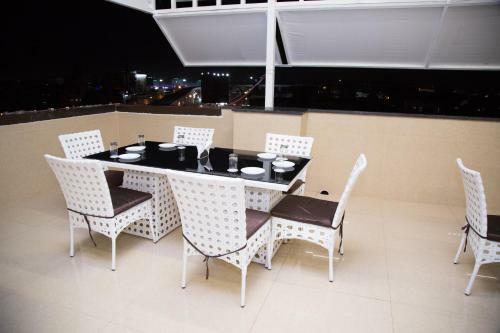 Ruby Pride Luxury Hotel