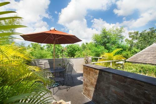 Chic Villa Rosita