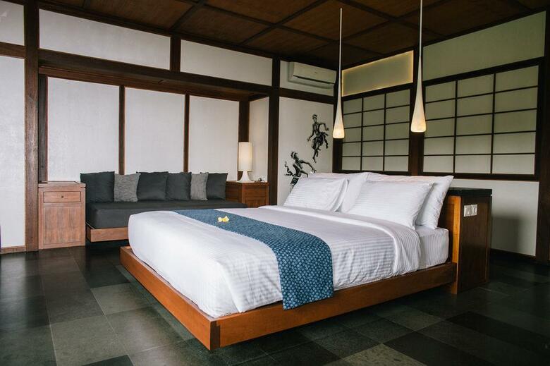 Hotel Suarapura Resort & Spa