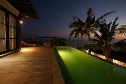 Pandawa Cliff Edge Ocean View Banyu Biru Villa