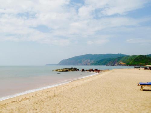 Hotel Krishna Paradise Beach Resort