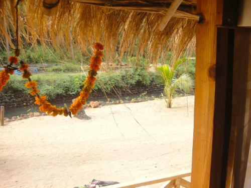 Hotel Krishna Paradise Beach Resort