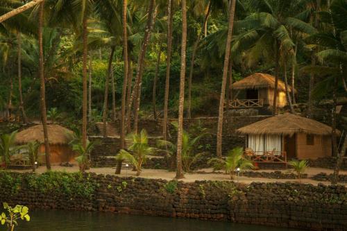 Hotel Krishna Paradise Beach Resort