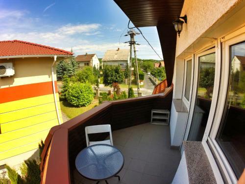 Hostal Balaton White House