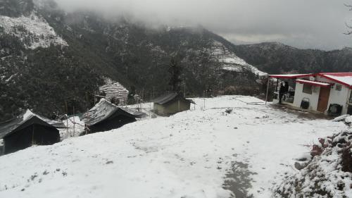 Dhanaulti Camp Homes And Retreat