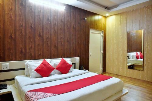 Hotel Vakratunda