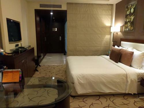 Hotel Lemon Tree Premier, Leisure Valley 2, Gurugram