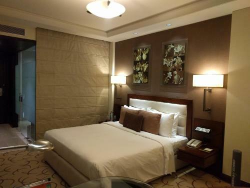 Hotel Lemon Tree Premier, Leisure Valley 2, Gurugram