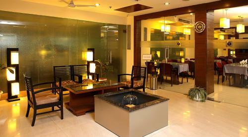 Hostal Ahuja Residency - Jcm 77, Dlf Phase -2