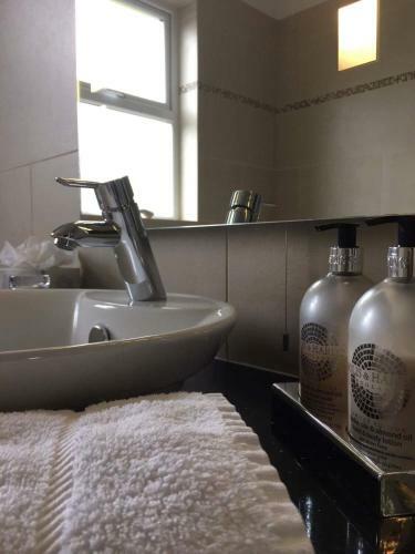 Hotel St Kyrans Country House & Restaurant