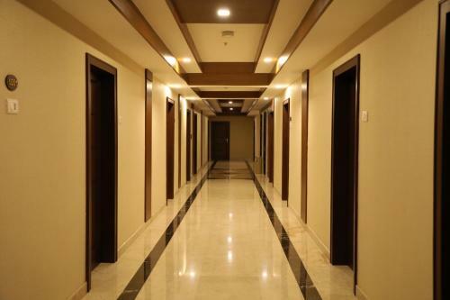 Hotel The Thangam Grand