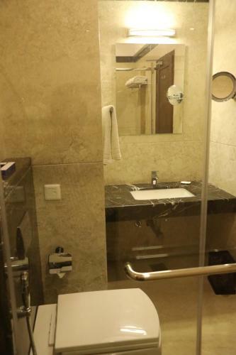 Hotel The Thangam Grand