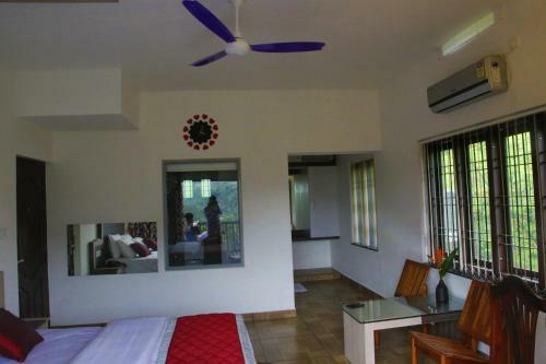 Sceva's Garden Home