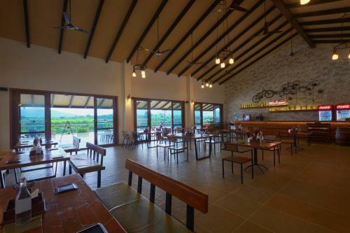 Hotel Grape County Eco Resorts