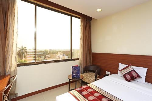 Hotel Corbiz Tower