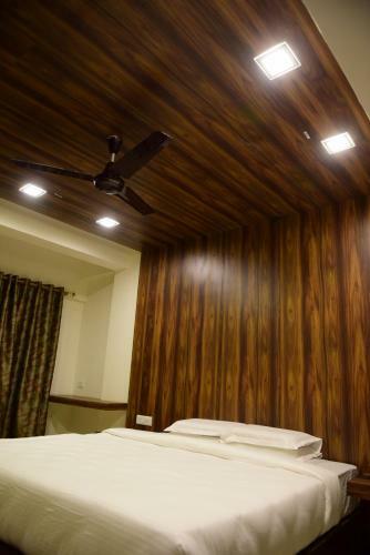 Hotel Shagun Residency