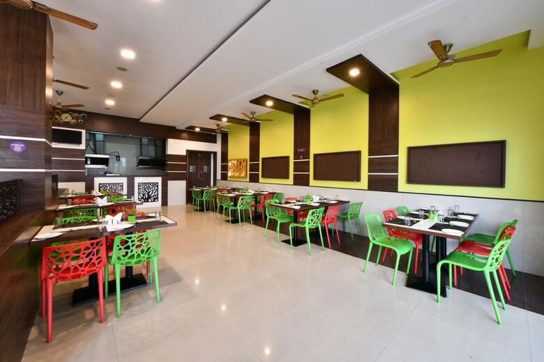 Hotel Vits Sagar Plaza, Pune Chakan