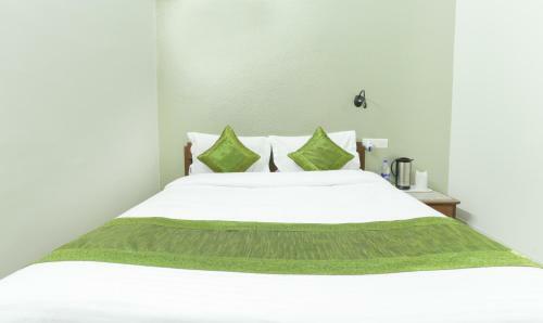 Hotel Bliss