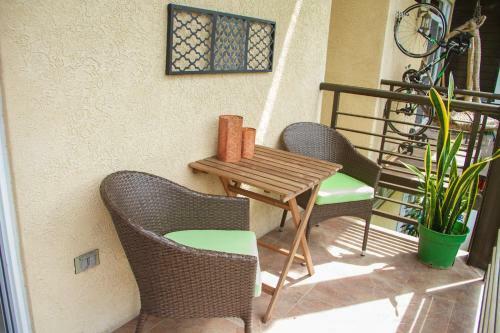 Two Bedroom Apartment In Kingston