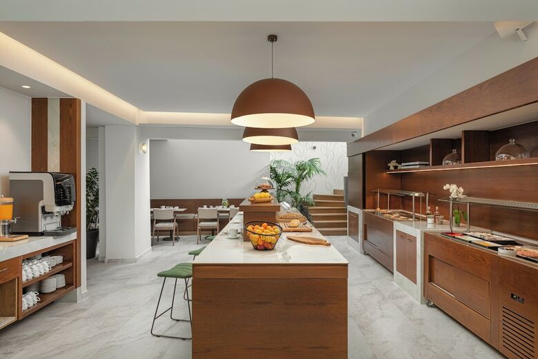 Preveza City Hotel