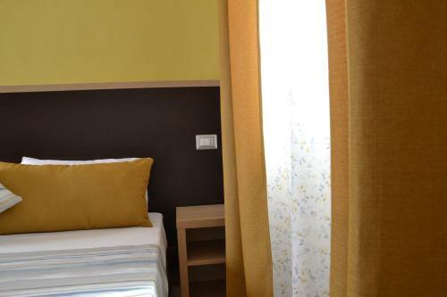 Hostal Affittacamere Torre Lapillo