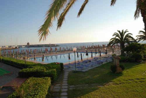 Aparthotel Baia Del Sole