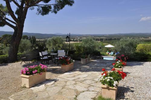 Agroturismo Tenuta Poggetti E Santa Laura