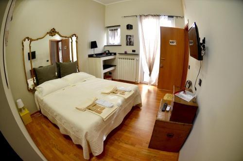 Hostal La Corte Room & Breakfast