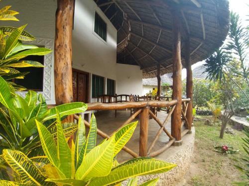 Malaika Beach Villas