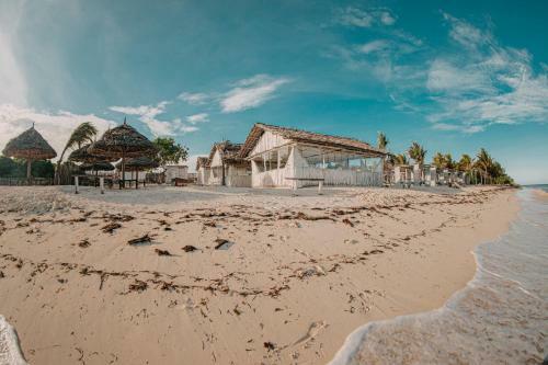 Malaika Beach Villas