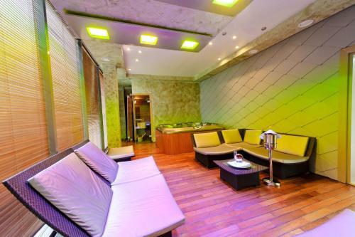 Boutique Hotel Smil?i? Vilos