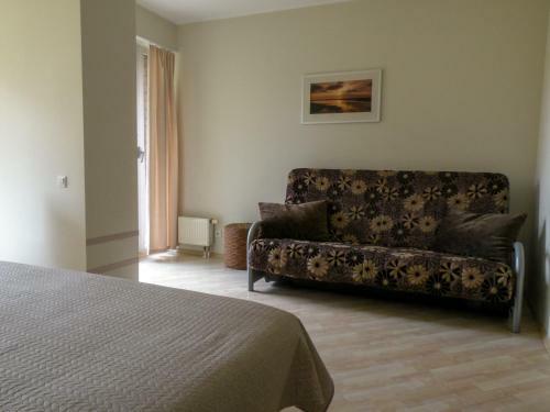 Hostal Holiday Home Lin?ja