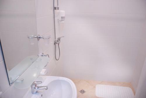 Hostal Holiday Home Lin?ja