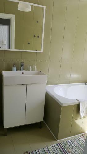 Hostal Sak� Vacation House