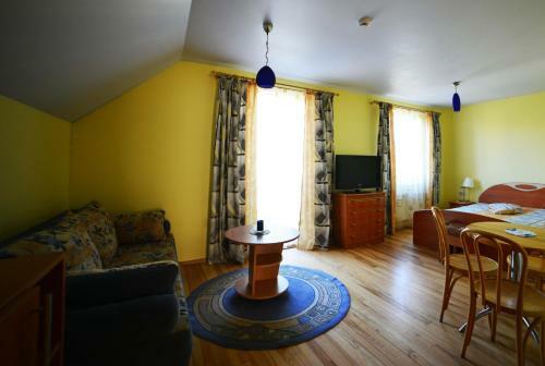 Hostal Birutes Apartments