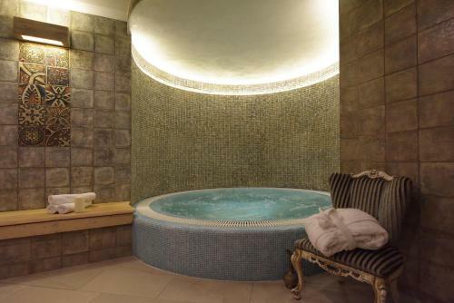 Hostal Kubu Guest House