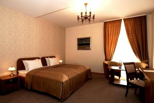 Hotel Auska