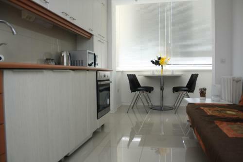 Arss Apartment Skopje Main Square