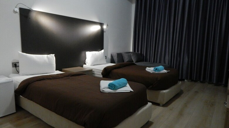 Atlas City Center Hotel