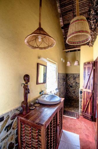 Hotel Les Bungalows D'ambonara
