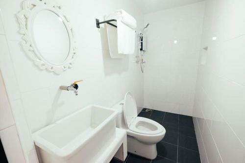 White Loft Hotel