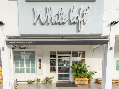 White Loft Hotel