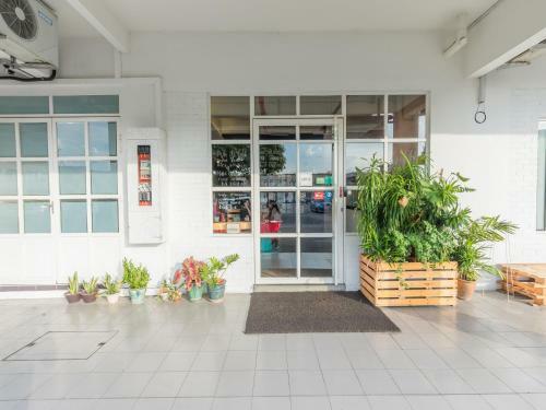 White Loft Hotel