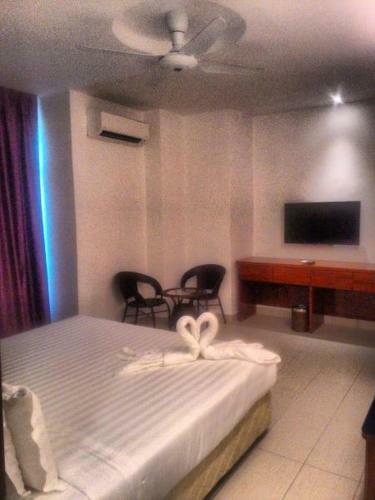 Mny Hotel & Resort