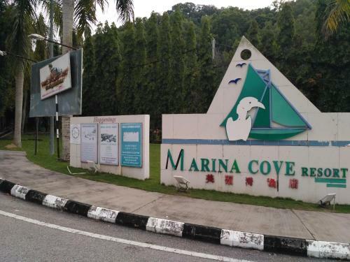 Lumut Apartment