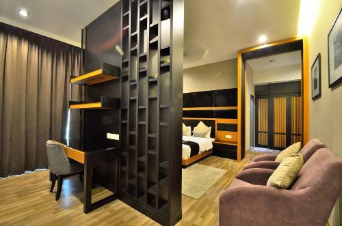 Iris Luxury Service Villa