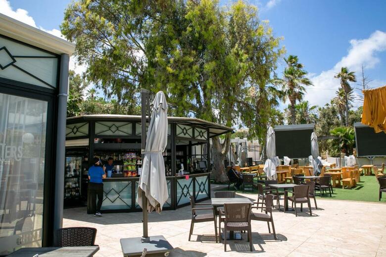 Beach Garden Hotel