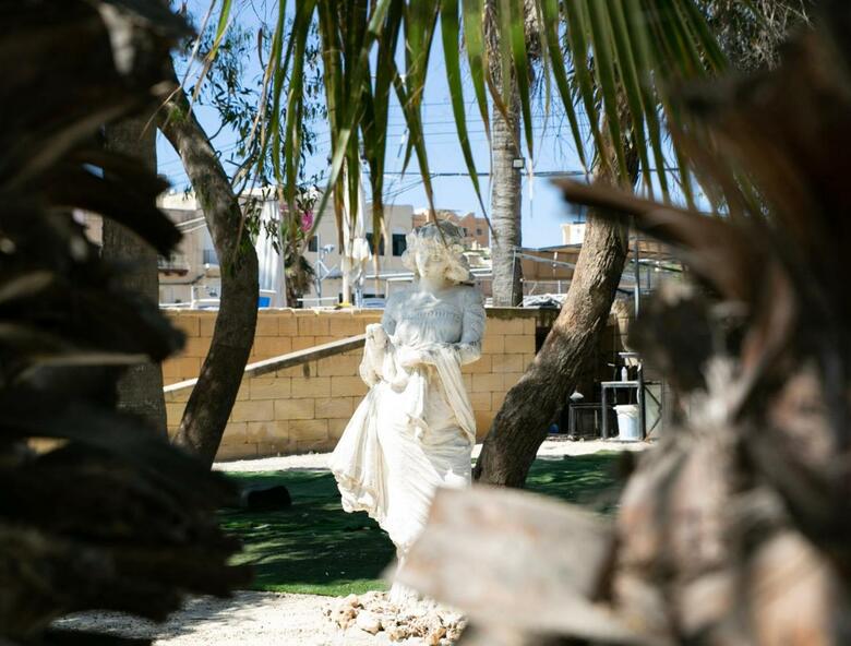 Beach Garden Hotel