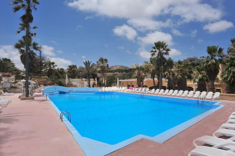 Beach Garden Hotel